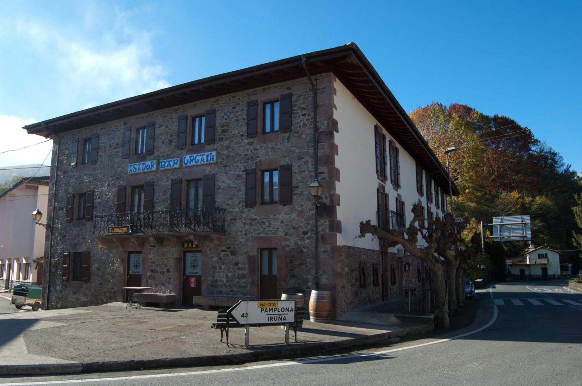 Hotel Urgaín Oronoz-Mugaire Exterior foto
